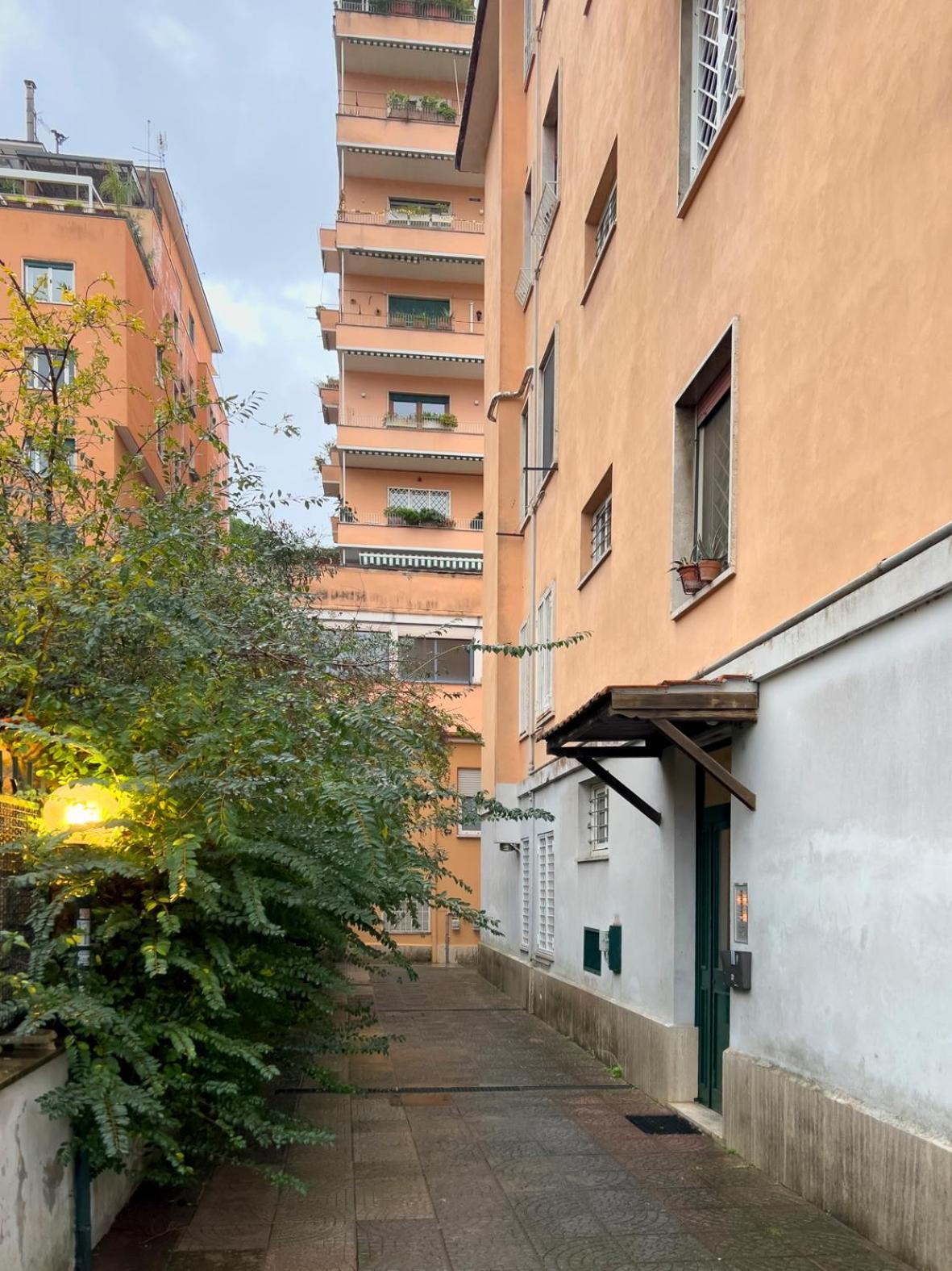 Spacious Apartment Near St Peter'S Church Roma Dış mekan fotoğraf